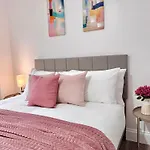Great Studio 30Min To Central London